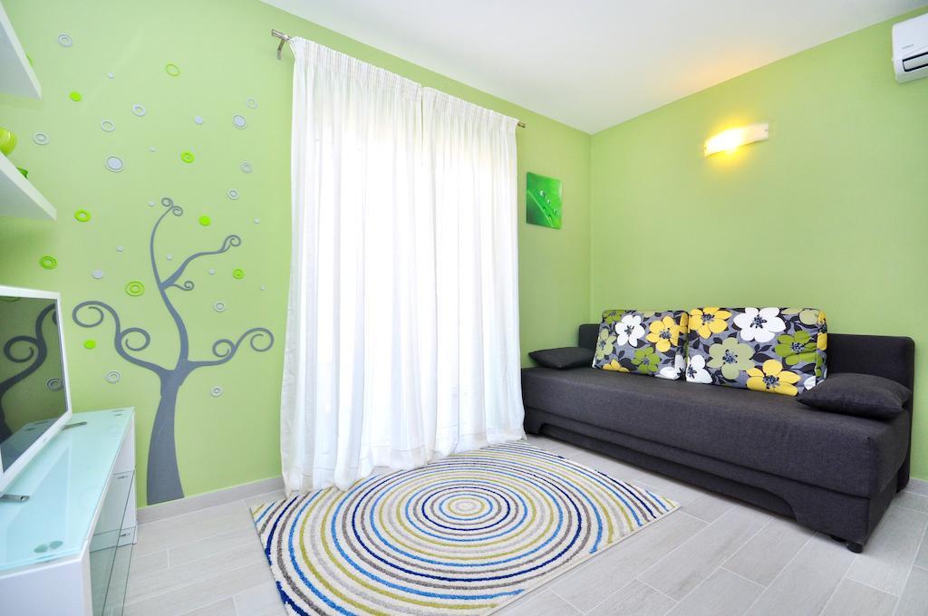 Apartments Sakal Trogir Phòng bức ảnh