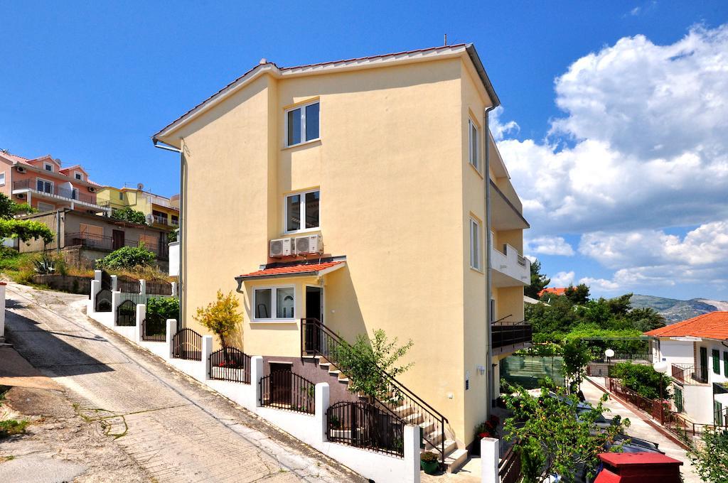 Apartments Sakal Trogir Phòng bức ảnh