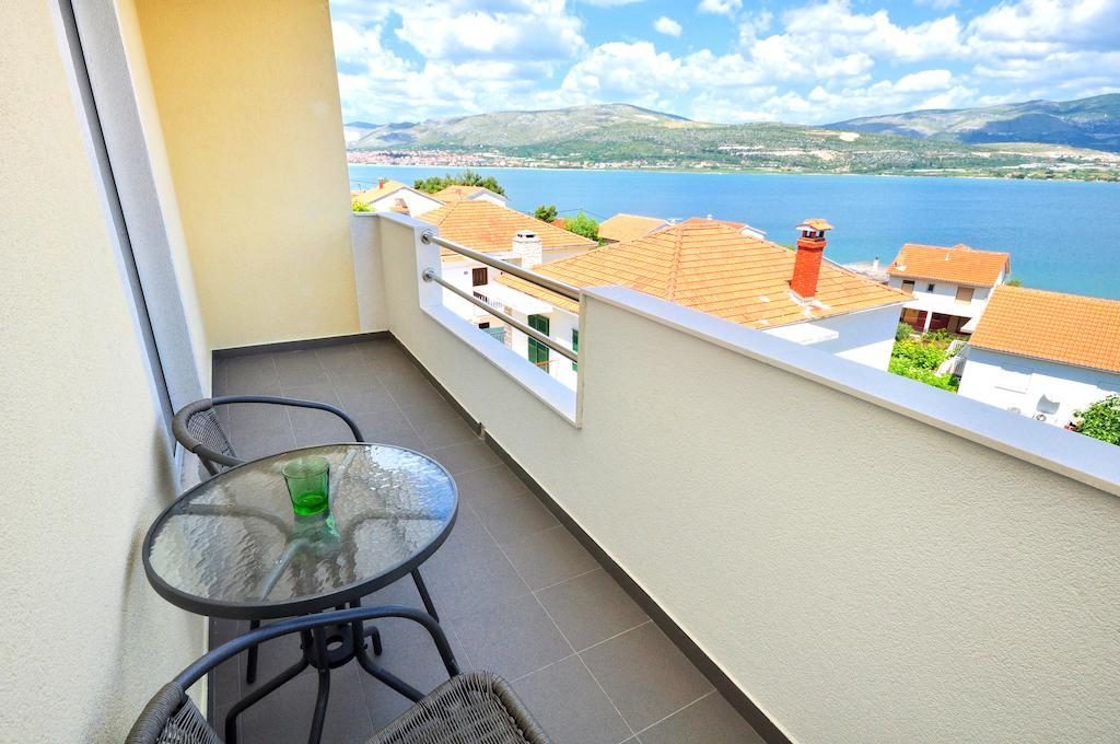 Apartments Sakal Trogir Phòng bức ảnh