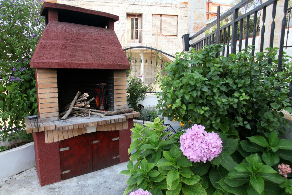 Apartments Sakal Trogir Ngoại thất bức ảnh