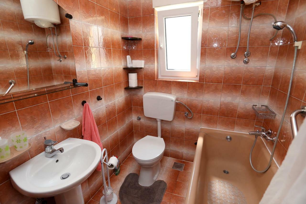 Apartments Sakal Trogir Ngoại thất bức ảnh