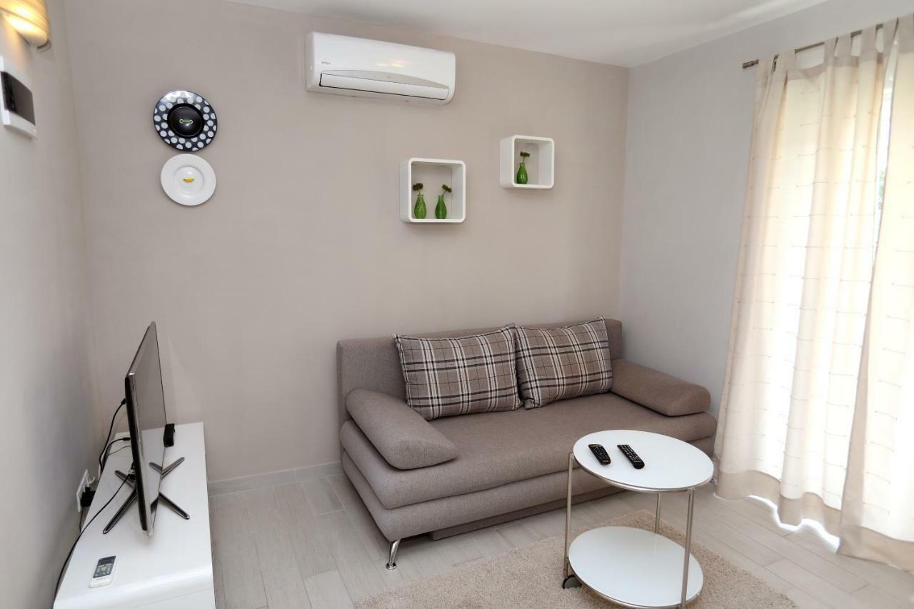 Apartments Sakal Trogir Ngoại thất bức ảnh